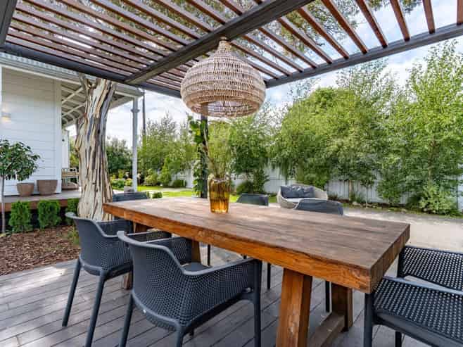 250 Main Street, Greytown