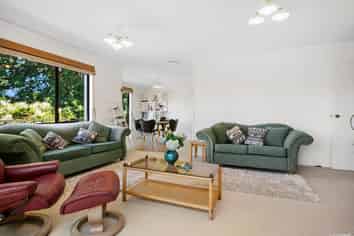 2/227 Shirley Road, Papatoetoe