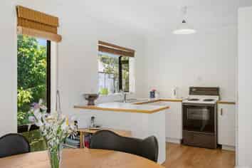 2/227 Shirley Road, Papatoetoe