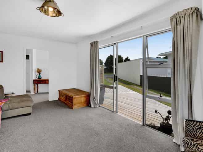 4 Fitzgerald Avenue, KAPONGA