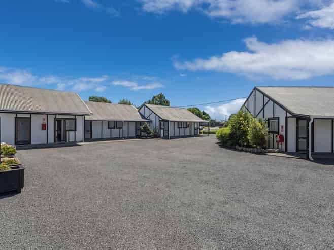 Business for sale - Magnolia Court Motel Lease