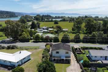 616 Abel Tasman Drive, Clifton