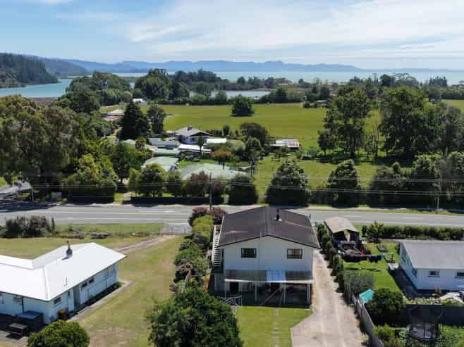 616 Abel Tasman Drive, Clifton