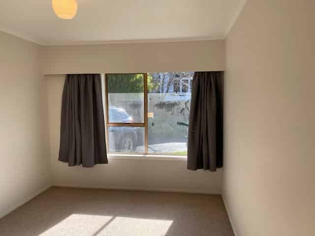 1/4 Crown Street, Royal Oak