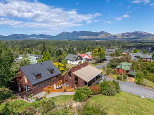 42A Alpine Avenue, Hanmer Springs