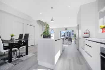 14A Putiputi Way, Papakura