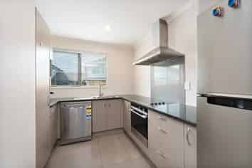 11 Akeake Lane, Manurewa