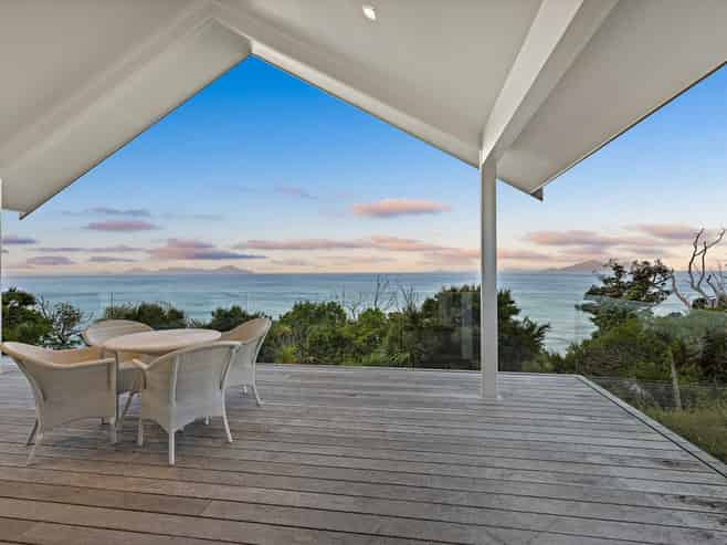 201 Bream Tail Road, Langs Beach