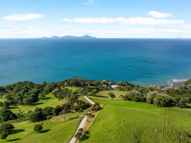 201 Bream Tail Road, Langs Beach