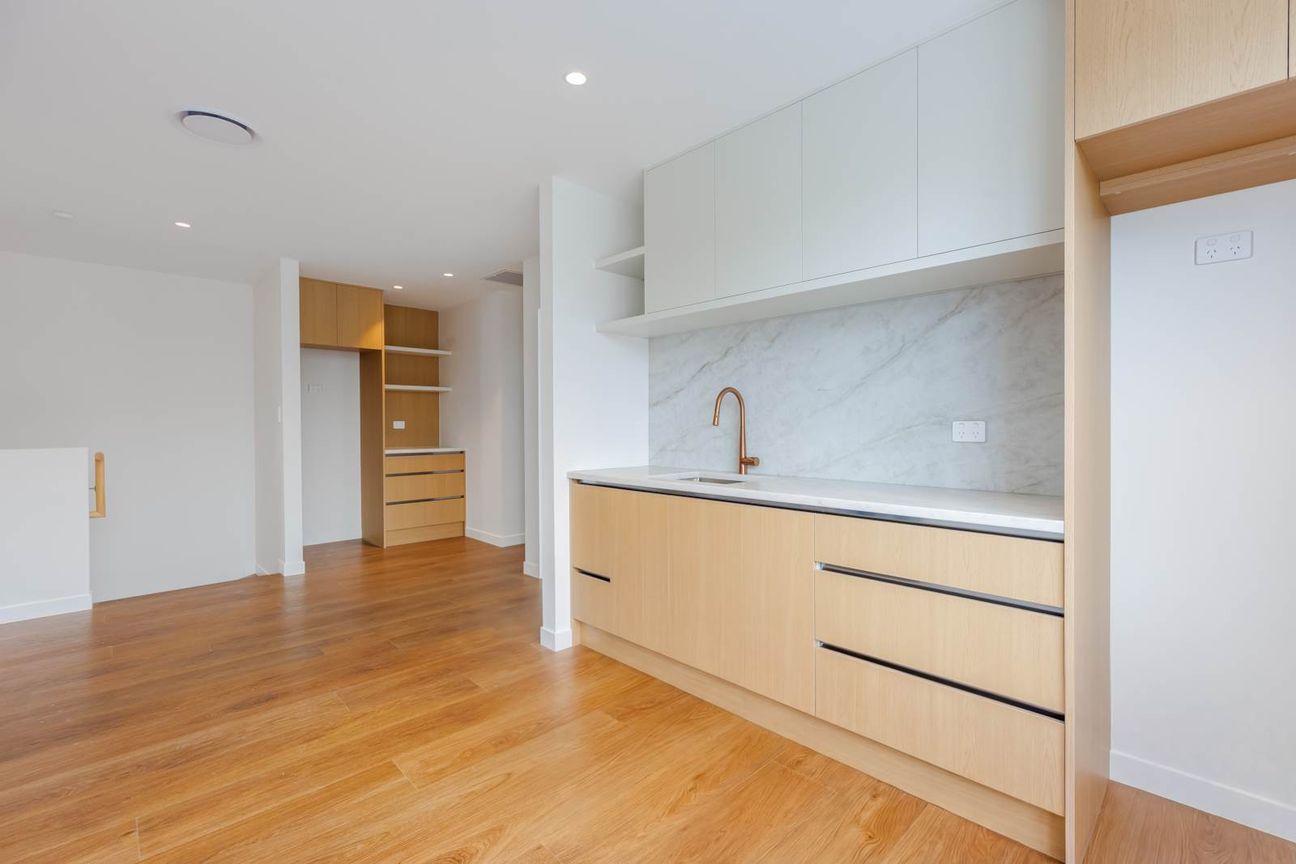 Brand New, Luxury & Smart Living in Milford - Vista 5