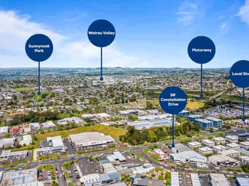 OUTSTANDING PRIME RETAIL / SHOWROOM
