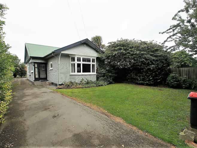 4 Edward Avenue, Saint Albans