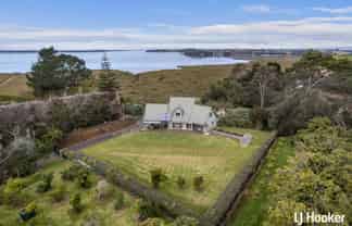 10 Bridgman Lane, Tanners Point