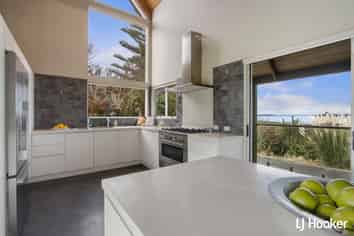 10 Bridgman Lane, Tanners Point