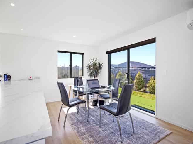 10 Poipoi Place, Aranui