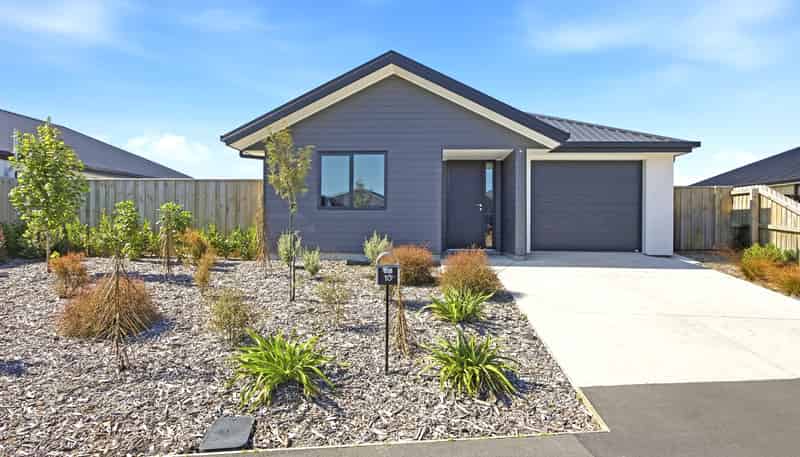 10 Poipoi Place, Aranui