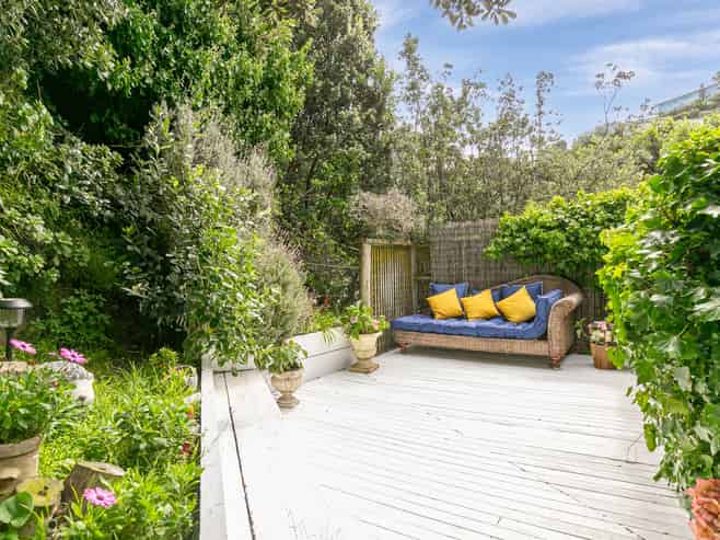 13 Hungerford Road, Lyall Bay