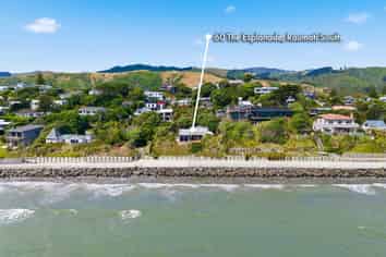 60 The Esplanade, Raumati South