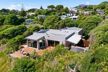 60 The Esplanade, Raumati South