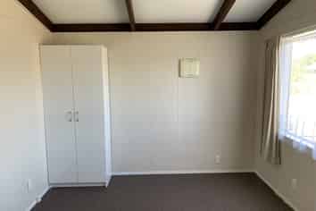 2 Read Street, Levin