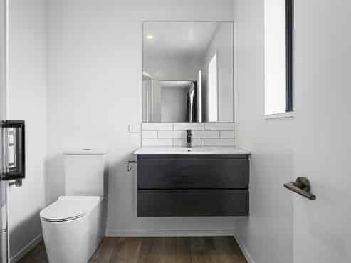 32 Plover Avenue, Amberley