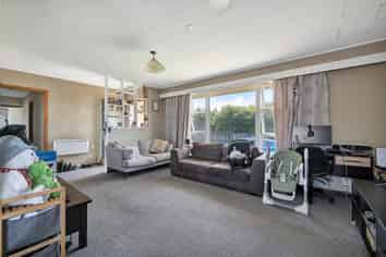 66A Cloten Road, Stratford