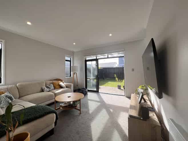 Auckland - Address withheld