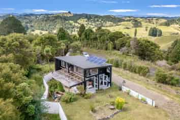 492 Stanley Road, Wainui