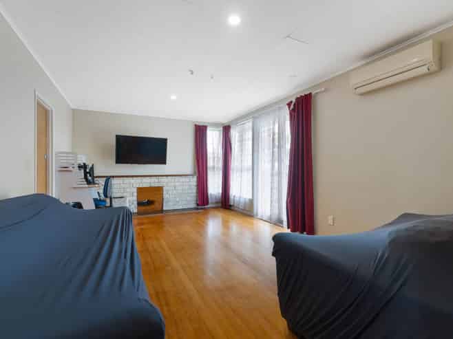 18 Friesian Drive, Mangere