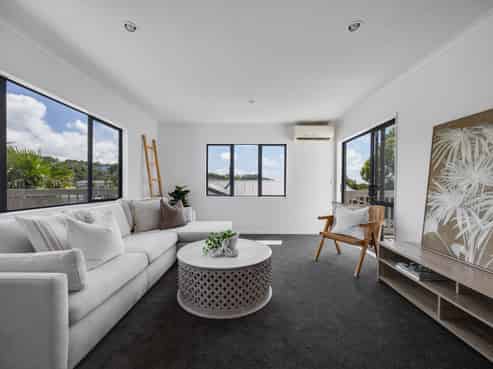 12 Governor Grey Road, Snells Beach