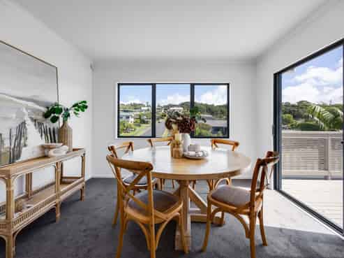 12 Governor Grey Road, Snells Beach