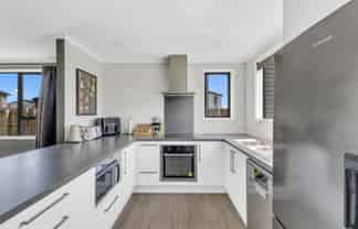 9 Discovery Place, Marfell