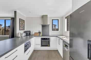 9 Discovery Place, Marfell