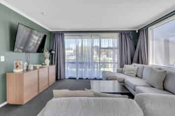 9 Discovery Place, Marfell