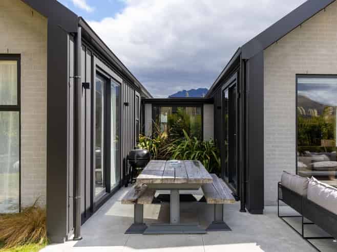 52 Cunninghams Drive, Jacks Point