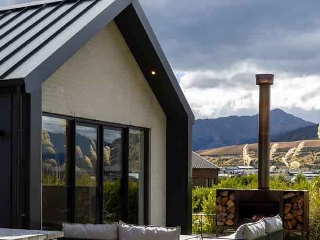 52 Cunninghams Drive, Jacks Point