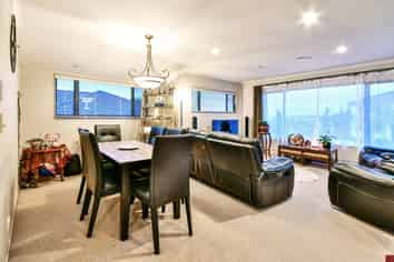 62 Gracechurch Drive, Flat Bush