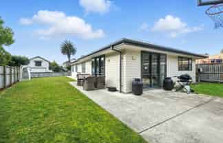 12 Nayland Street, Sumner