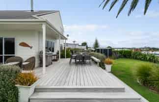 548 Pukehina Parade, Pukehina