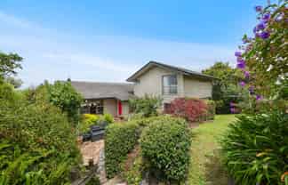 21 Sunset Road, Totara Vale