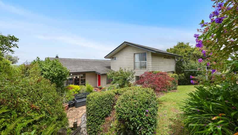 21 Sunset Road, Totara Vale