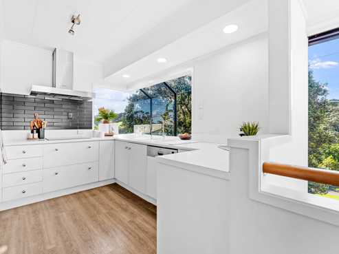 61 Grand View Road, Leigh