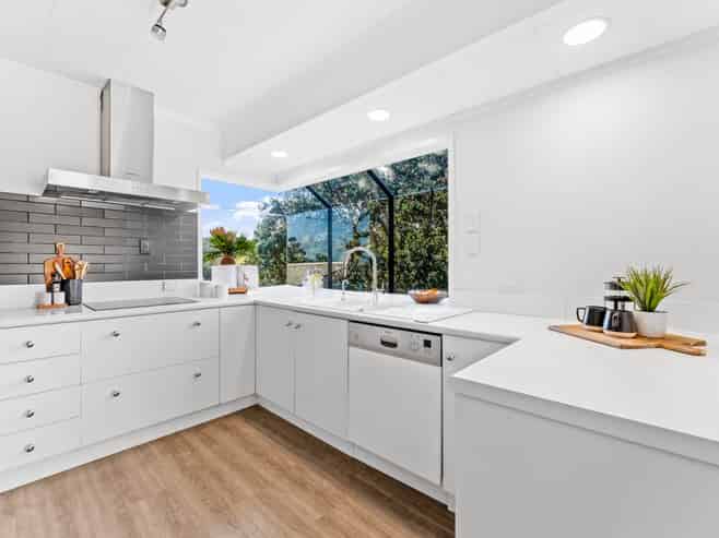 61 Grand View Road, Leigh