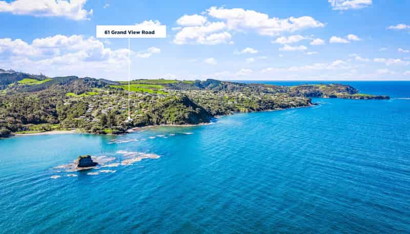 61 Grand View Road, Leigh