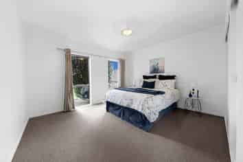 5 Evergreen Rise, New Lynn