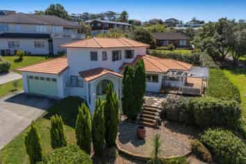 25 Admiralty Rise, Gulf Harbour