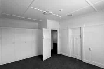 Fully renovated Office in Central Kilbirnie 