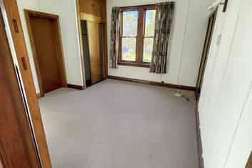 Hawkes Bay - Address withheld