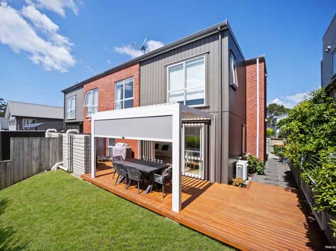 9 Orowaru Avenue, Massey