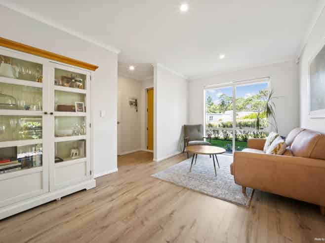 9 Orowaru Avenue, Massey